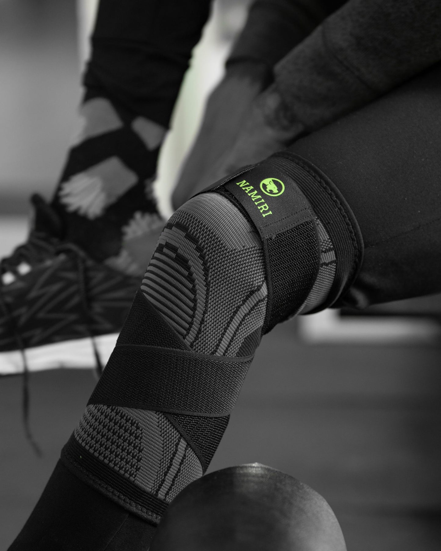 Namiri Knee Support Straps